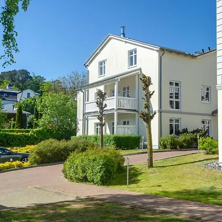 Seerose - 11 Apartment Sellin (Rugen)
